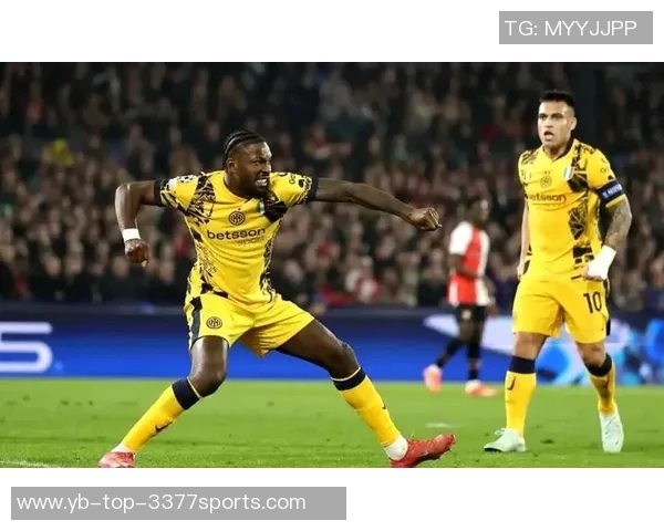 范佩西透露裁判中场道歉称上半场进球不该被判无效